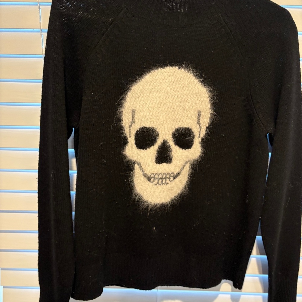 27 Miles Cashmere Skull Sweater size S